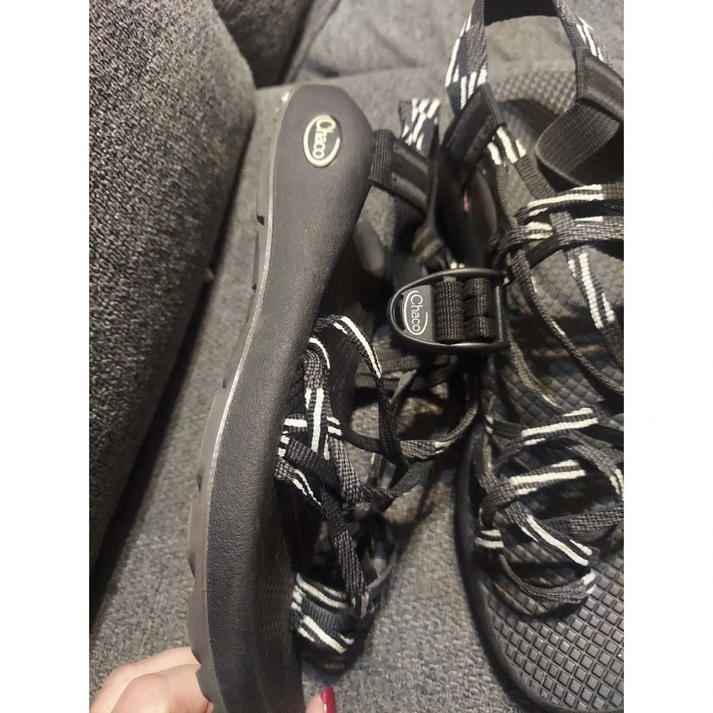 Chaco Sandals ZX3 Classic Scatter Black/White Arch Support Women‎ Sz W8 Strappy